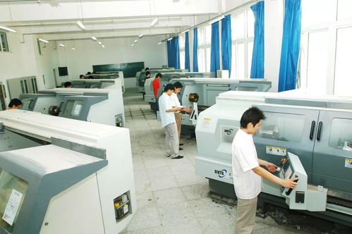 技藝雙全，大機(jī)械閃耀未來